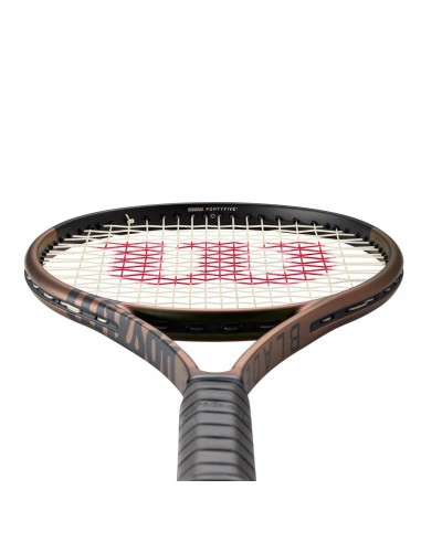 Wilson Blade 98 V8.0 16x19 Tennisketcher (ubestrøget)  Wilson Blade 98 V8.0 16x19 Tennisketcher (ubestrøget)