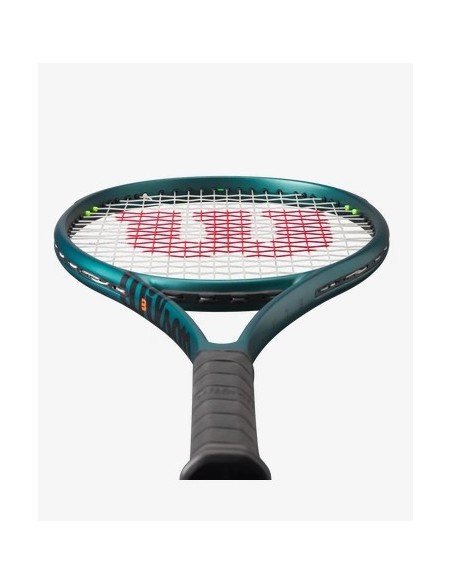 Wilson Blade 101L V9 Tennis Ketcher 