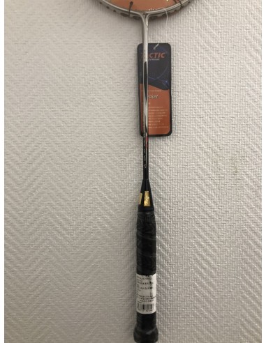 Raquette de Badminton Tactic Nami Blade NB 12 (non cordée)  Raquette de Badminton Tactic Nami Blade NB 12 (non cordée)
